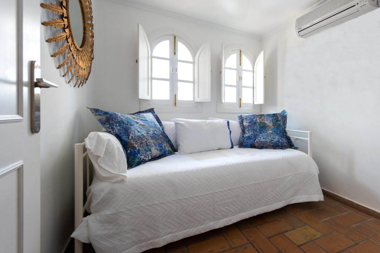 Genteel Home Argote De Molina Seville Ngoại thất bức ảnh